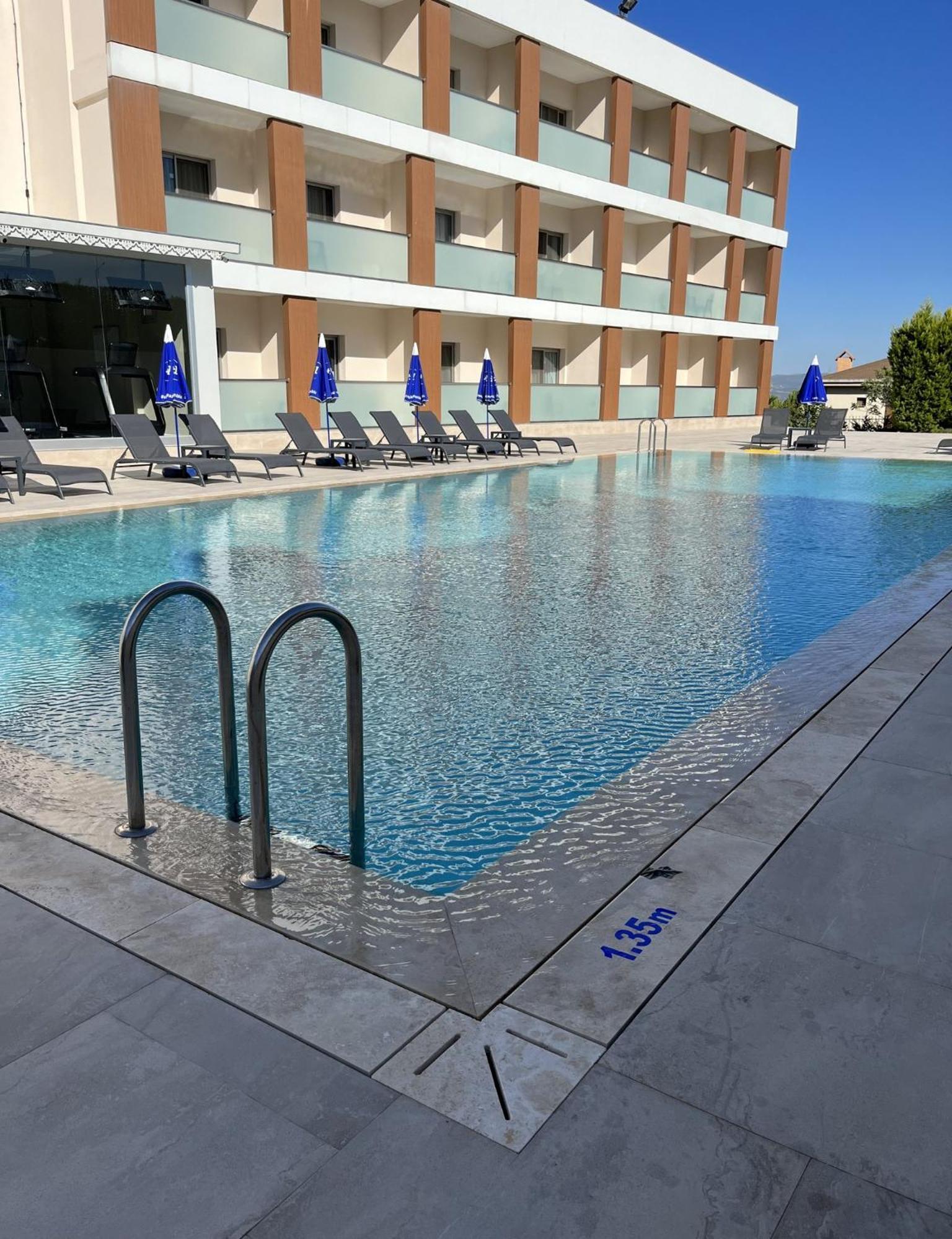 Holiday Inn Express Manisa-West By Ihg Esterno foto