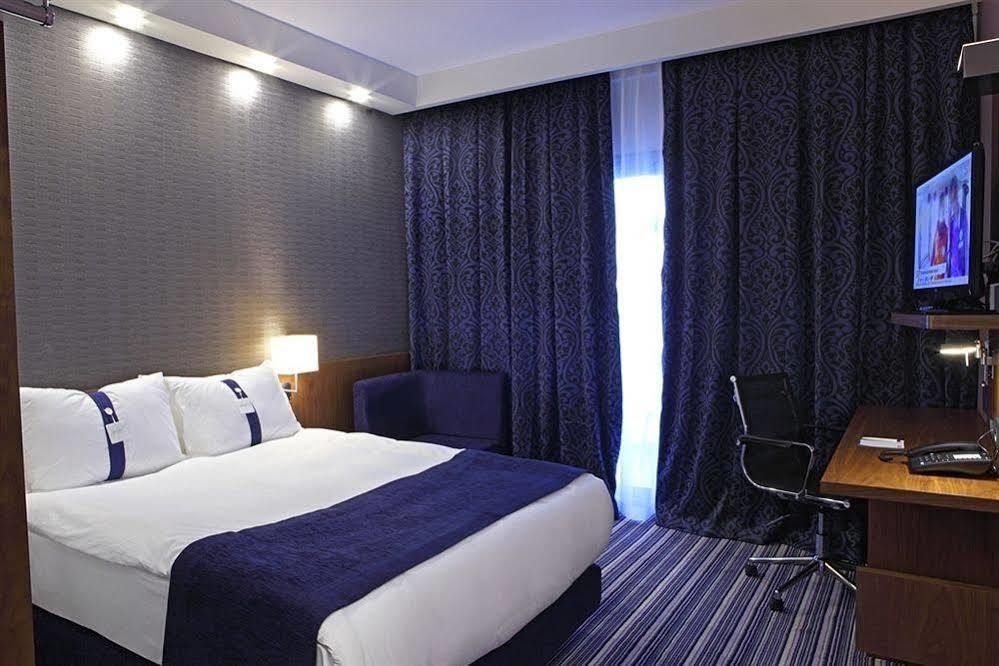 Holiday Inn Express Manisa-West By Ihg Esterno foto