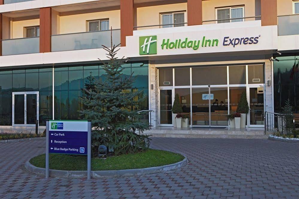 Holiday Inn Express Manisa-West By Ihg Esterno foto